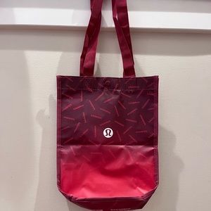 Lululemon Tote pack x4